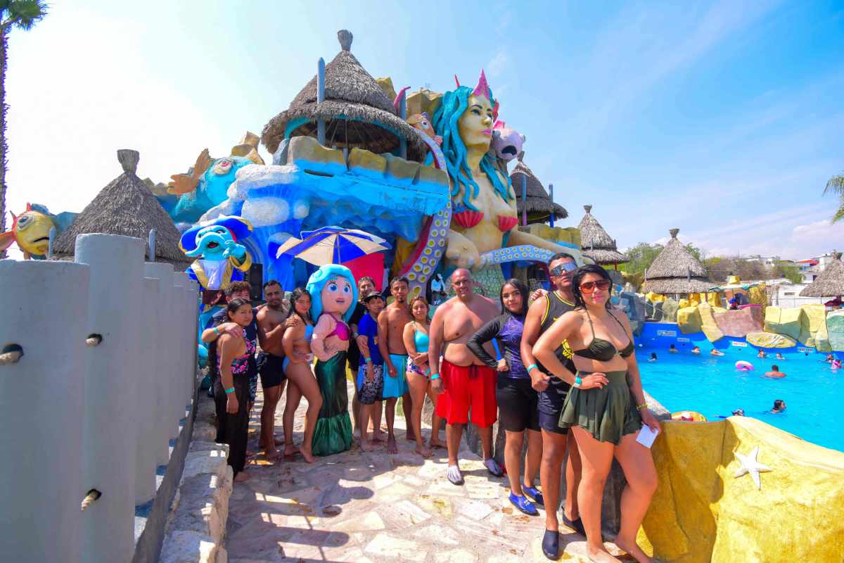 Zona de descanso para papás en Playa Sirena