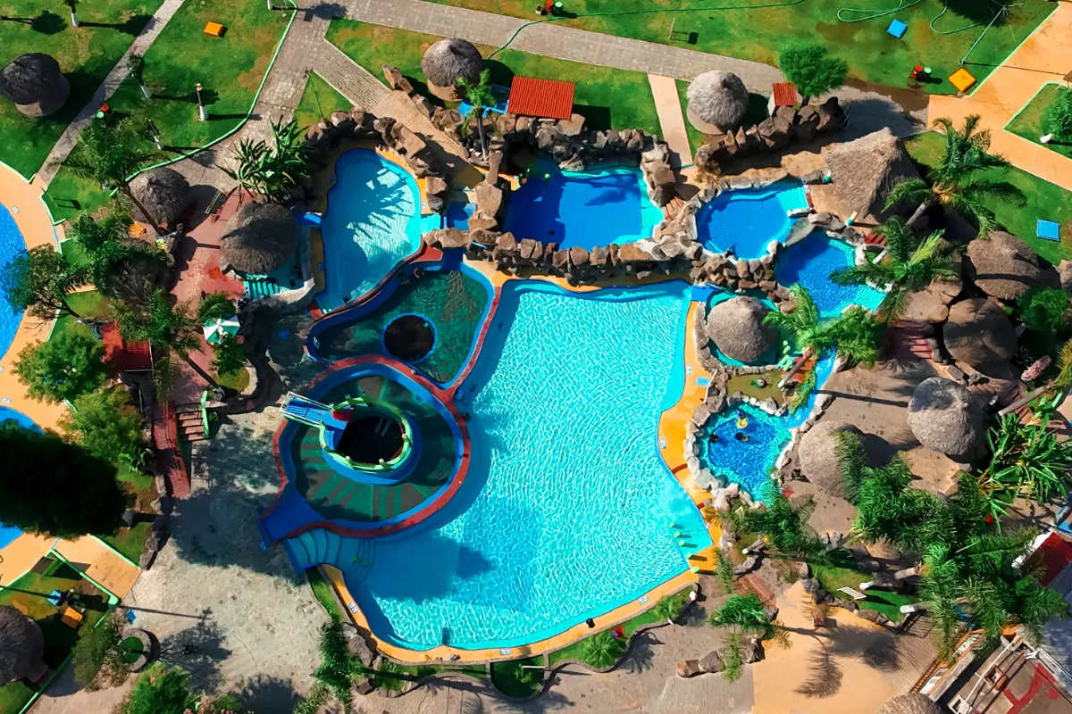 Zona de descanso para papás en Playa Sirena