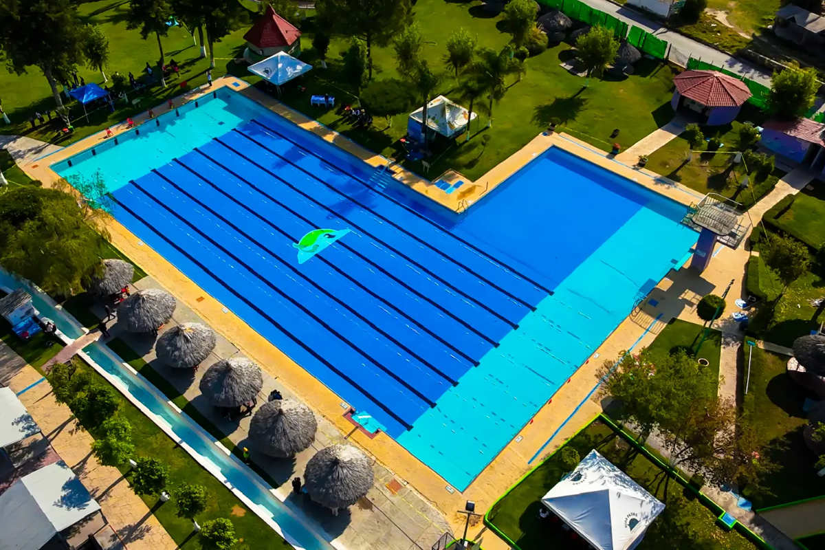 Zona de descanso para papás en Playa Sirena